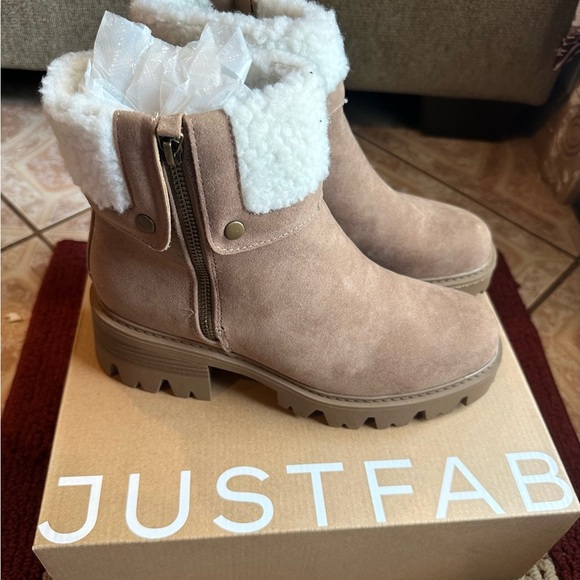JustFab Tan Heeled Boots with Cream Fur Trim - Picture 4 of 13